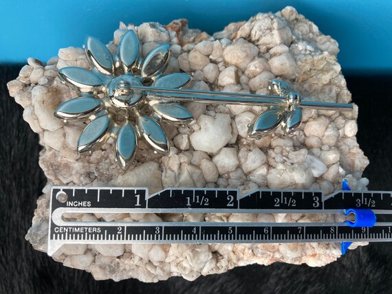 Vintage flower brooch, clear rhinestone daisy bro… - image 6