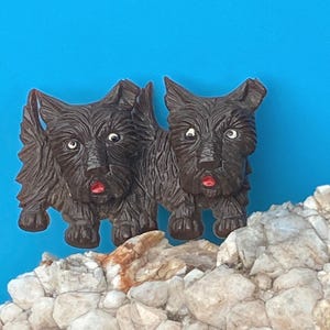 Vintage dog brooch, articulated terrier dog brooch, vintage plastic dog brooch, 1930s plastic scottie dog, figural brooch, pin up pups