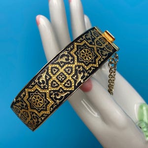 Vintage damascene bracelet, damascene bangle bracelet, vintage hinged damascene bracelet