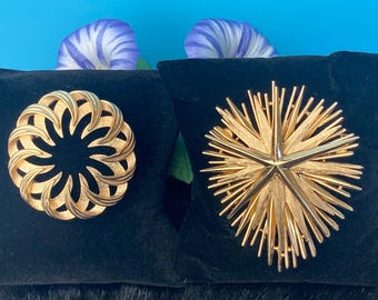 Crown Trifari brooch, Vintage Trifari brooch, mid century brooch, starburst brooch, wreath brooch, gold tone statement brooch