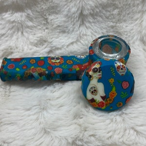 Silicone Pipe, Unbreakable Pipe, Pipe, Silicone Pipe, Pipe, Pipe with Glass Bowl, Sugar Skull Pipe, Cute Pipe, Blue Pipe, Pipe with Lid