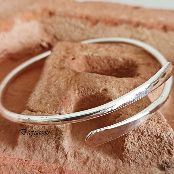 Hand Crafted -Sterling Silver Wrap Bangle N73