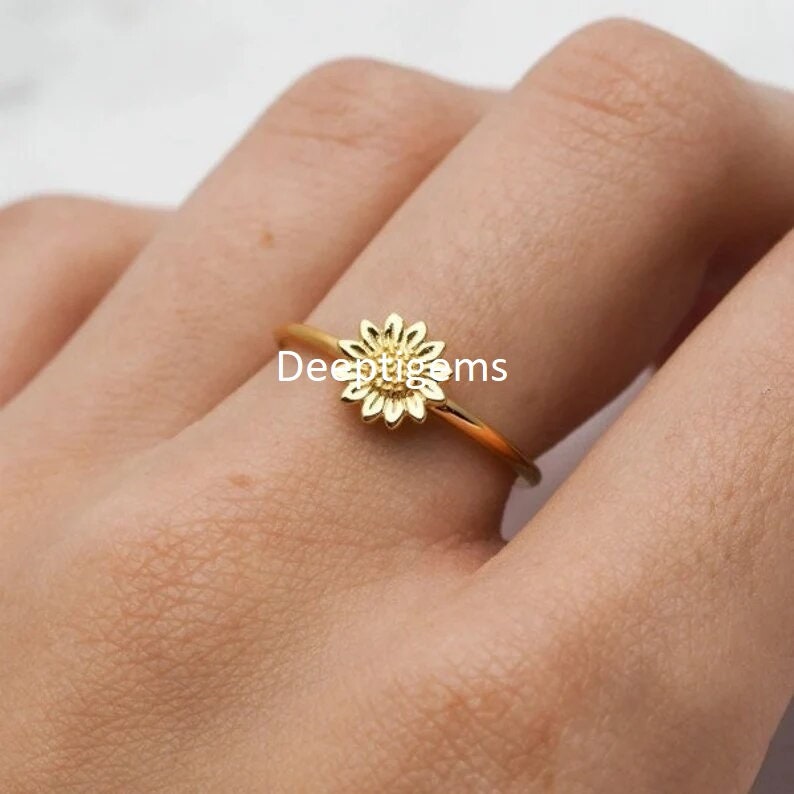 Gold sunflower ring deals