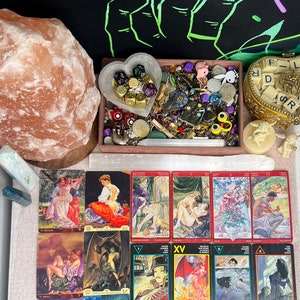 10-Minute 18+ Tarot Reading: What They Like About You”