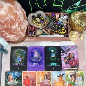 Messages from the universe. 5 minute rec reading. Guidance for any situation.
