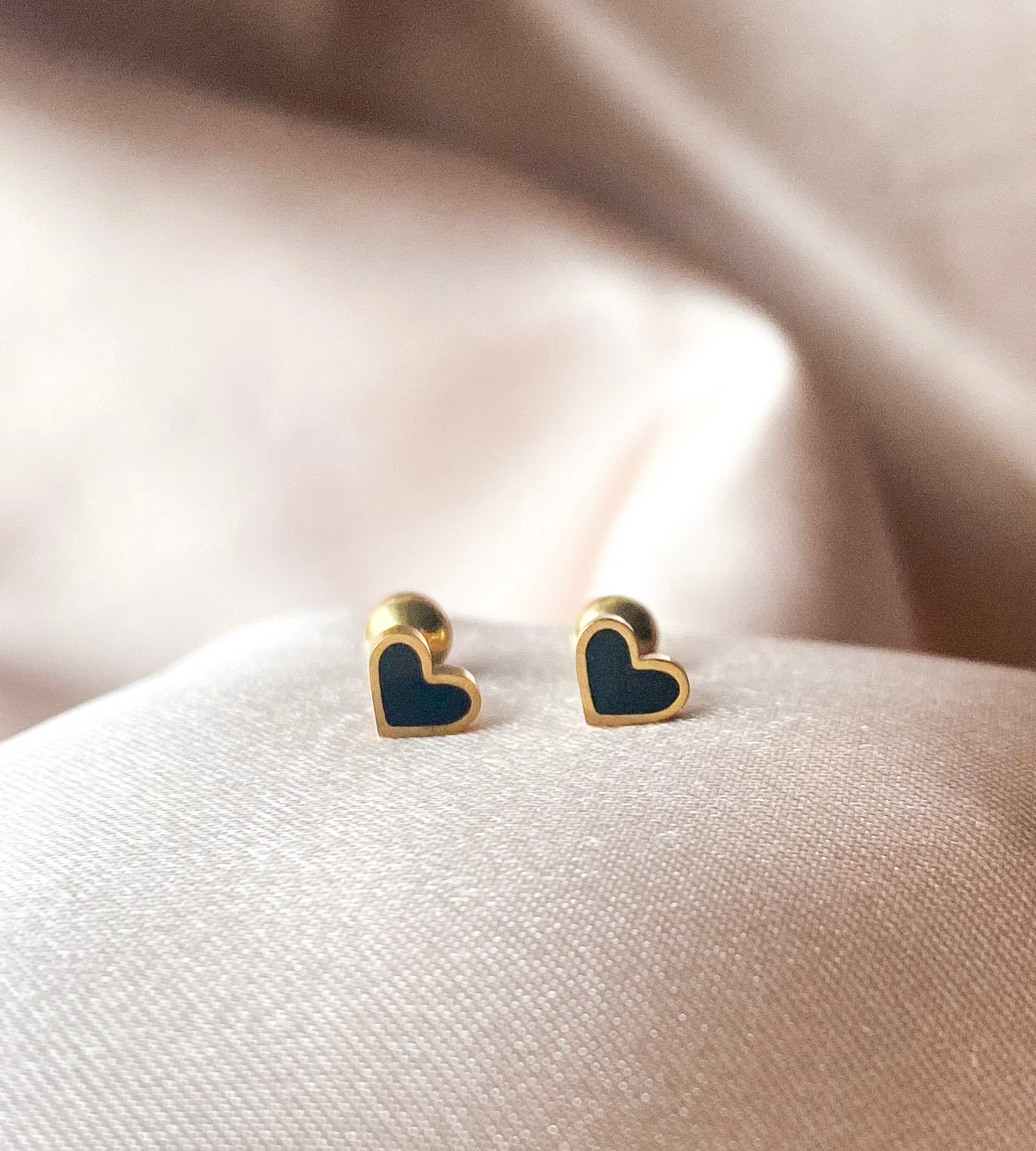 Heart Screw Back Earrings – Littleblingny