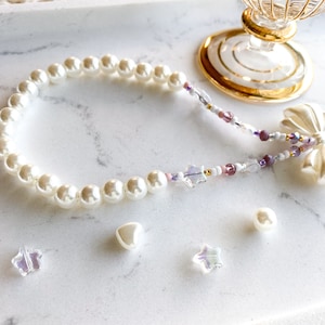 Pearl phone strap, phone strap, cute phone strap, phone strap, phone charm, phone wristlet, pearl phone strap