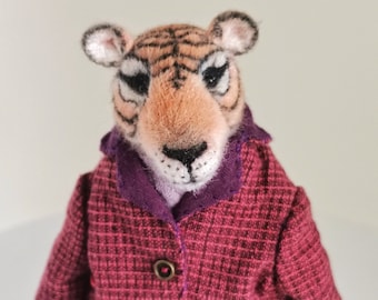 Vintage Style Tiger Textile Doll: OOAK Shelf Decor (18cm)