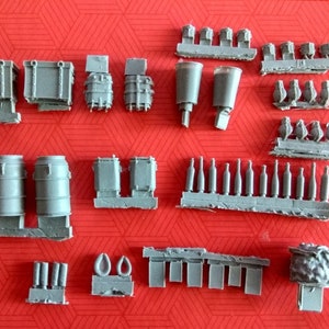 WWII Accessories Resin Camp Building Detail Military Set Unpainted Figures Scale 1/35