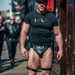 Gay I Love Muscle Bears T-Shirt | Gay Emoji Shirt