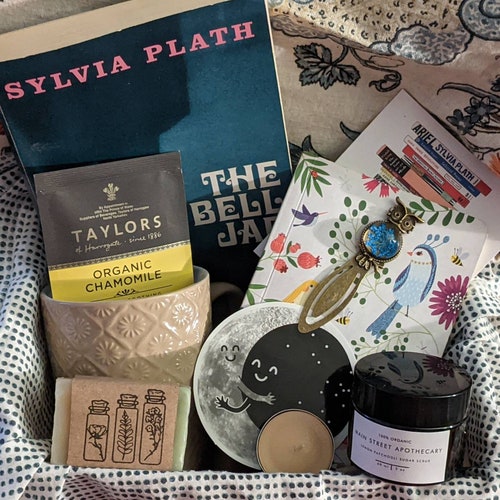 Blind Date With a Book Gift Box Gift Box for Readers Gifts for Etsy