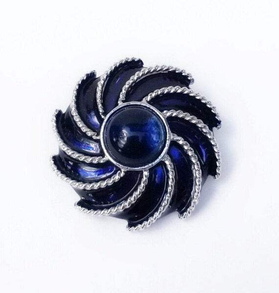 Petits clous de broche et de finition Hillman, paq. 100 | Canadian Tire Petits clous de broche et de finition Hillman, paq. 100 | Canadian Tire