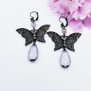 Vintage 1970s BUTTERFLY Filigree Dangle Lucite Drop Earrings in Gunmetal with Rhinestones, Art Deco Style