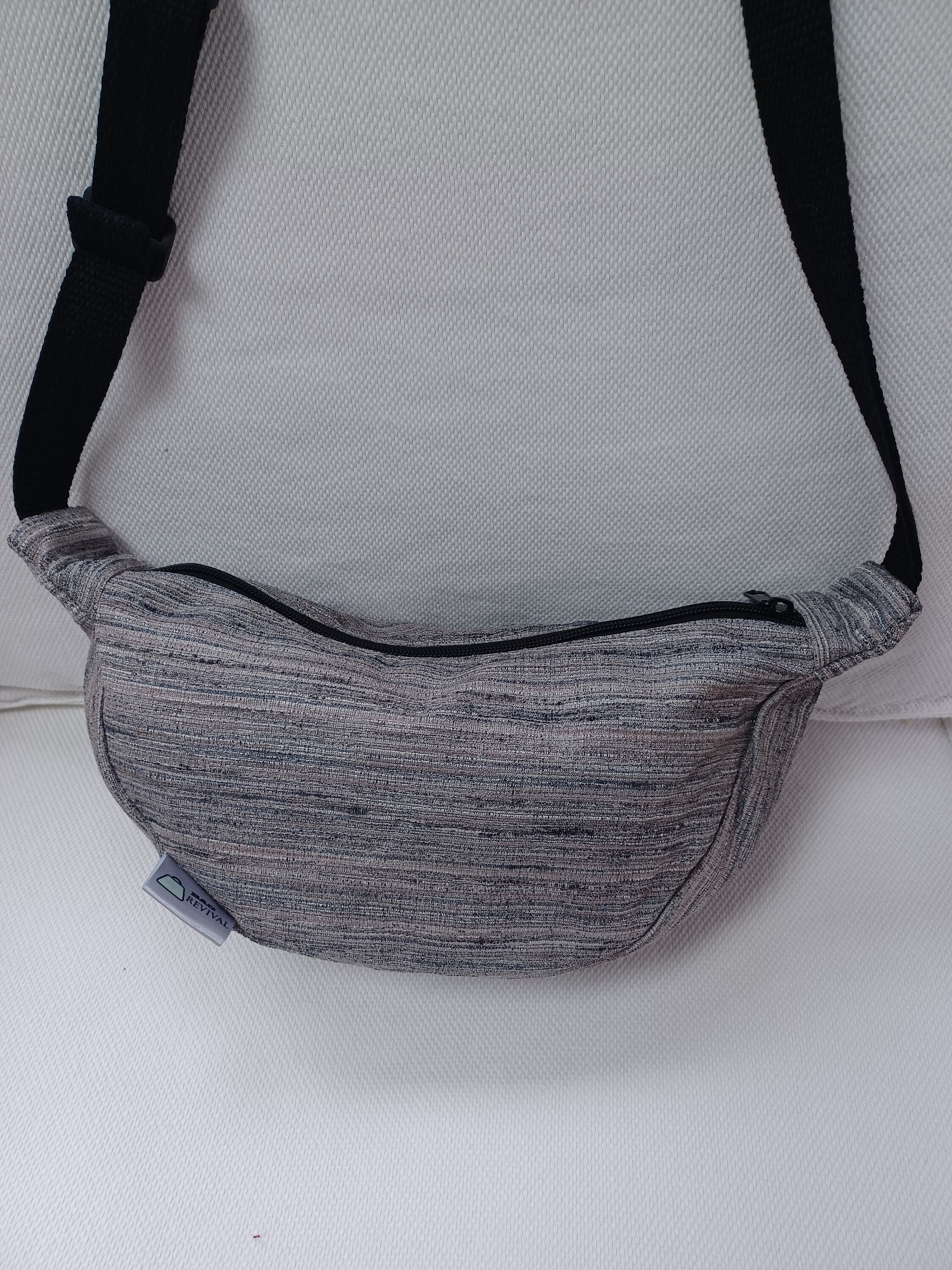Small Banana Shape Shoulder Bag - Etsy Small Banana Shape Shoulder Bag - Etsy