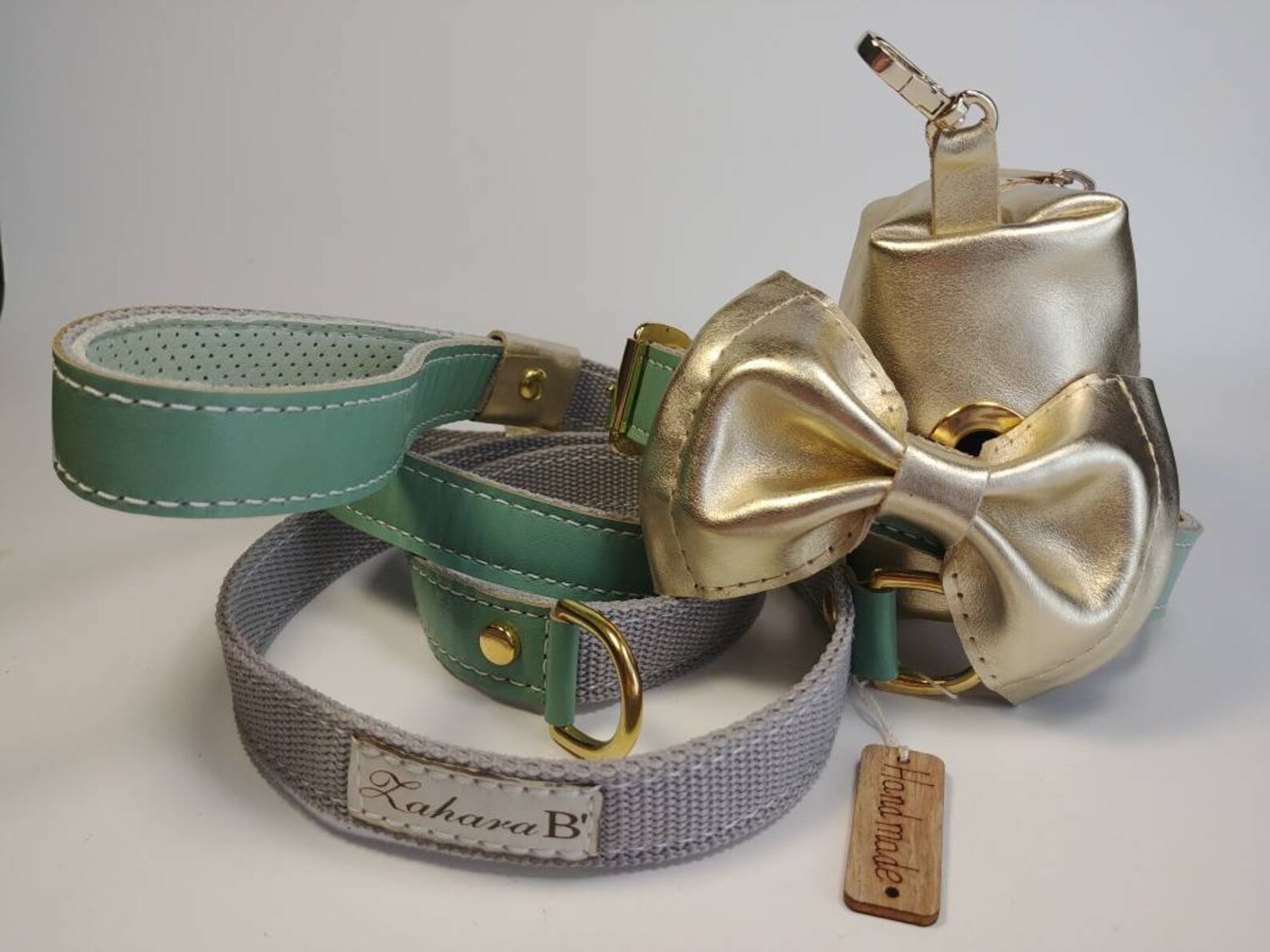 Collar and leash set for weddings and elegant looks from Etsy