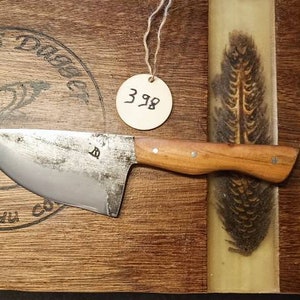 Hand forged knife. Bushcraft knife, bivouac, outdoor, hunting, nature. Craftsman knife. Artisanal knife. Handmade knife.