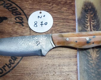 Handcrafted knife. Forged knife. Kitchen knife. Chef's knife. France. Hardened steel. Inspired by Japanese knives.