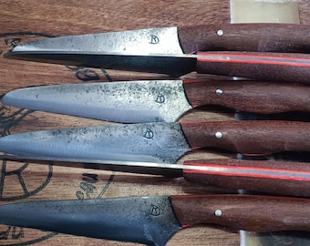 Handcrafted knife. Forged knife. Table knife set. Gift idea. France. Hardened steel. Blacksmith. Knife.
