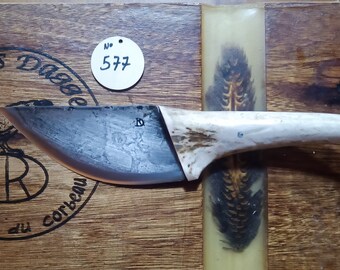 Cuchillo artesanal hecho a mano. cuchillo forjado. cuchillo de cocina. idea de regalo. Acero HRC. Francia. Acero reforzado. herrero.