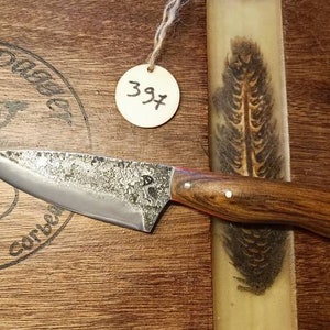 Hand forged knife. Bushcraft knife, bivouac, outdoor, hunting, nature. Craftsman knife. Artisanal knife. Handmade knife.
