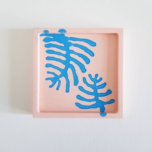 Leaf jesmonite trinket dish/coaster image 1