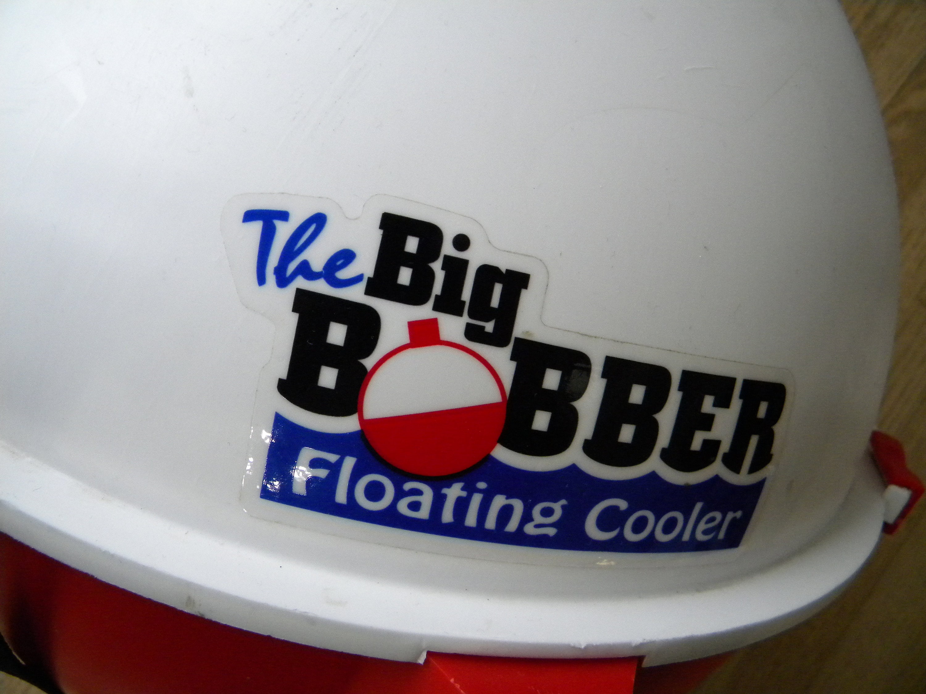 Big Bobber Floating Cooler Giant Fishing Bobber Drink Cooler Pool Accessory  Boating Cooler -  Canada