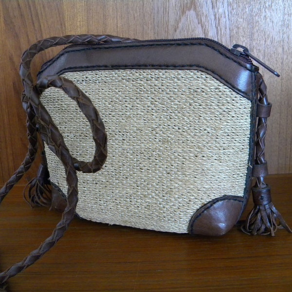 Jute and Leather Tiny Purse Shoulder Bag Crossbody Small Summer Look