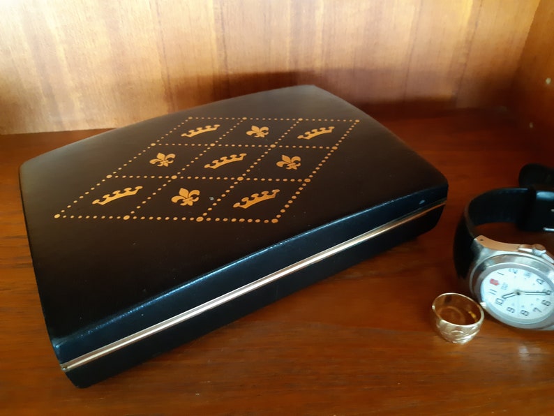 Jewelry Case Hardsided Travel Clamshell Jewelry Storage Farrington Canada Etsy