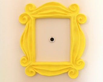 Friends Decor Peephole Frame Gift 6.5"x7.5" Monica Yellow Door TV show decor 3D printed