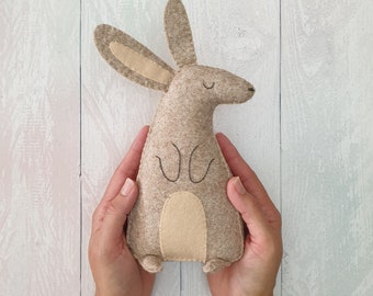 Felt Hare sewing kit, bunny sewing kit, felt rabbit, felt craft kit