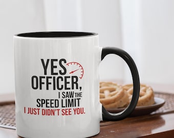 Taza divertida con multa por exceso de velocidad: regalo para amantes de los coches, humor para aficionados a los coches