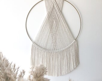 Dreamcatcher in macramé - wall hanging - boho decoration - living room - bedroom - office - minimalist and modern decoration