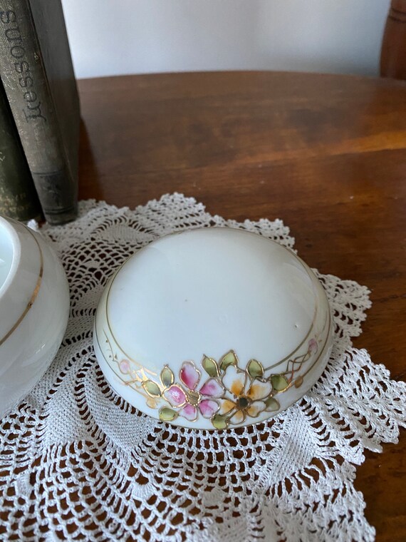 Nippon Hand Painted Powder Trinket Dish with Lid Pink… Gem