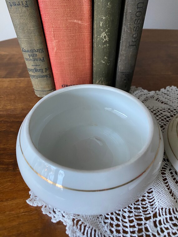 Nippon Hand Painted Powder Trinket Dish with Lid Pink… Gem