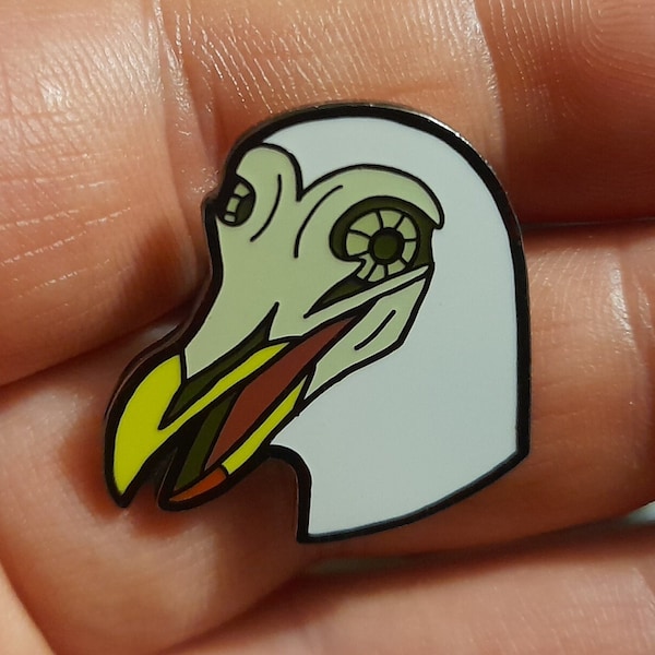 Skull Gull Hard Enamel Pin / seagull bird tropical dead badge halloween bone skeleton beach seaside zombie vulture culture furry lapel goth