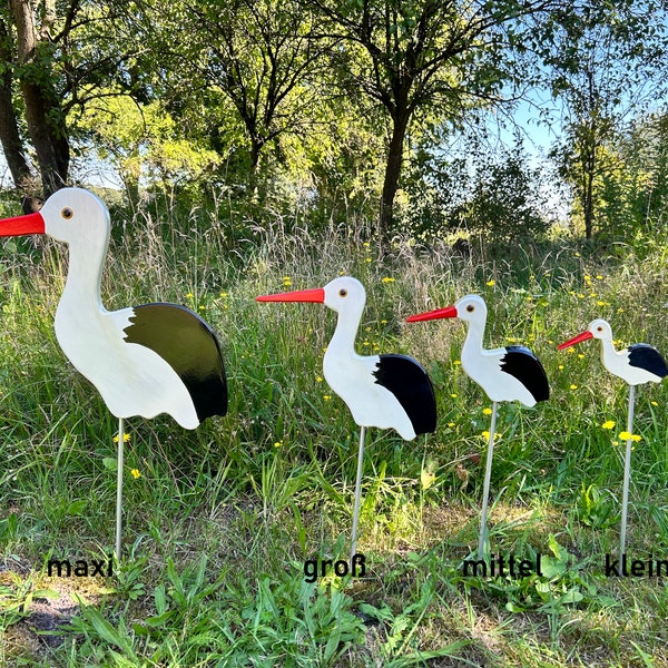 Fröhliche Gartenstecker, Storch, aus Holz. Adebar, Klapperstorch. Gartendekoration auch für Balkon und Terrasse