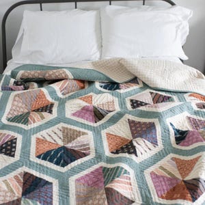 Triangle Hexies Quilt Pattern: Modern Hexagon Design