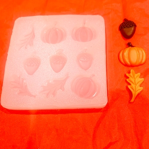 Pumpkin & Leaves Mold