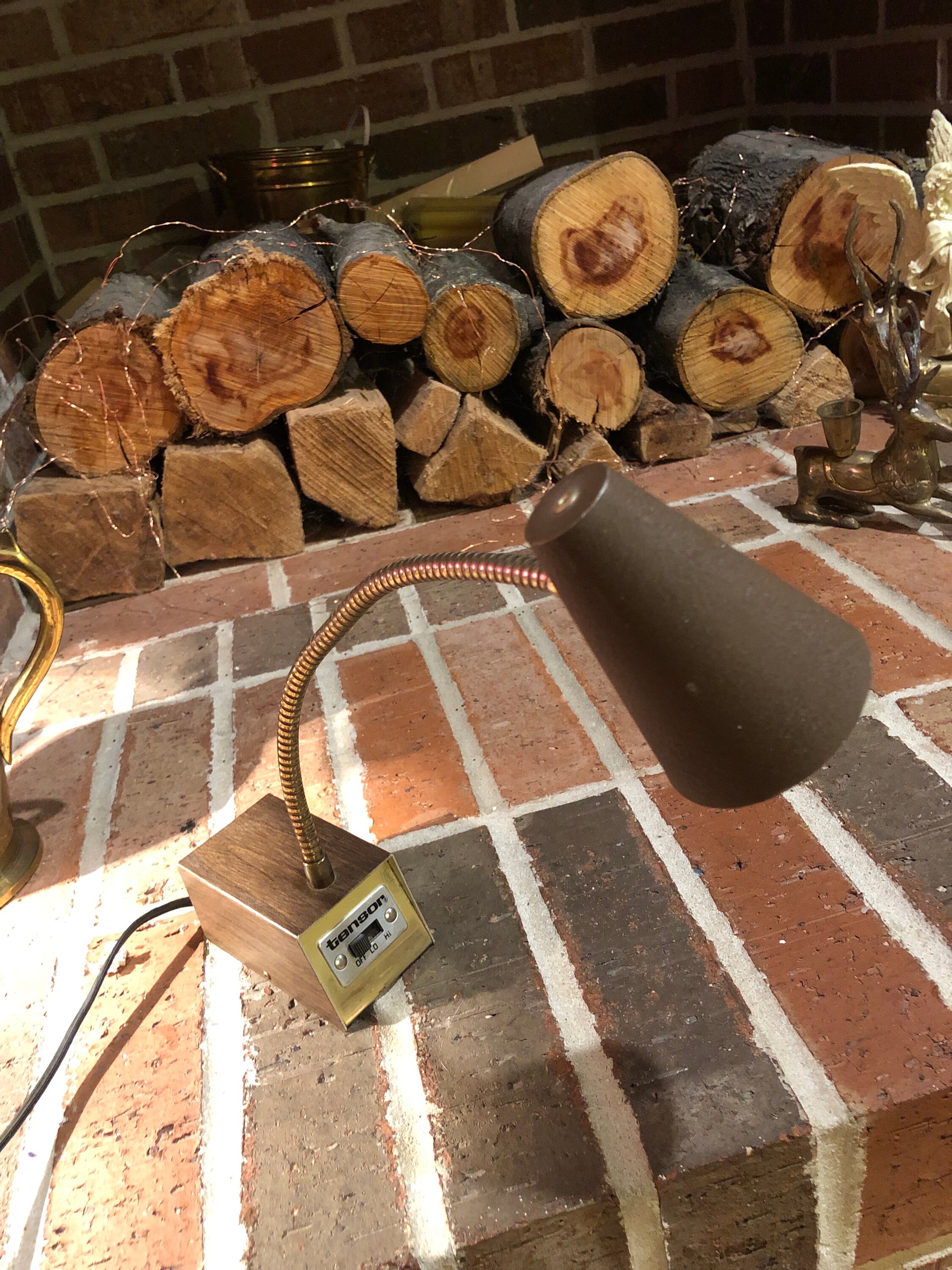 adorable vintage tensor table lamp