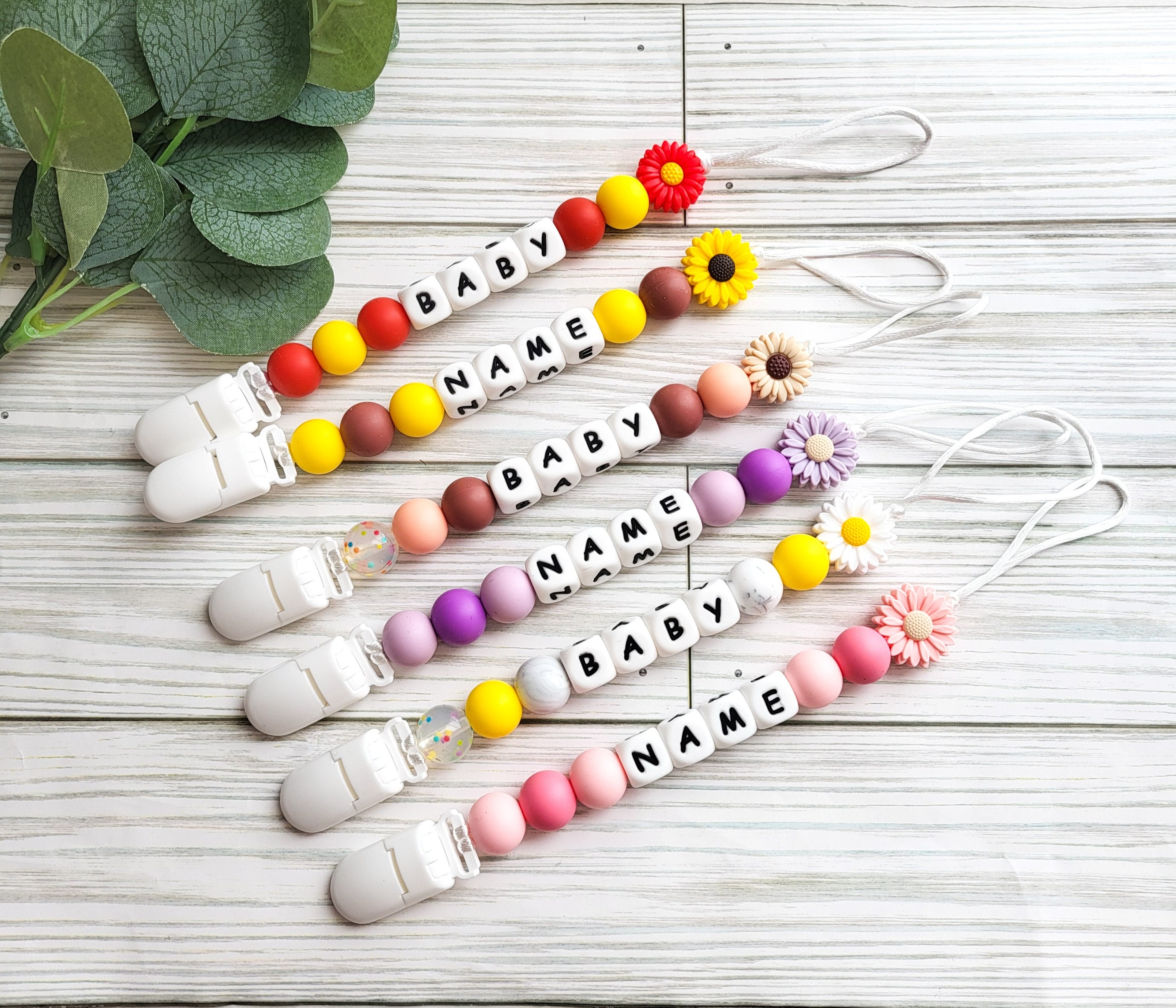 Flower Daisy Pacifier clip Holder,Pacifier clip,dummy clip,pacifier clip,pacifier holder,Customize name,personalized pacifier clip holder,