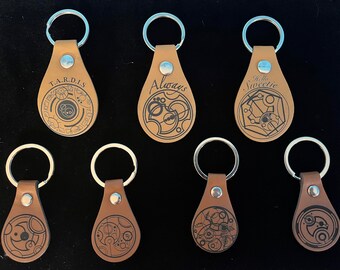 Keychains with custom designs. Optional english text. Design transcription, explanation video, transcription key all included with purchase