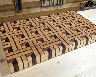 3D Basket Weave Cutting Board Plans