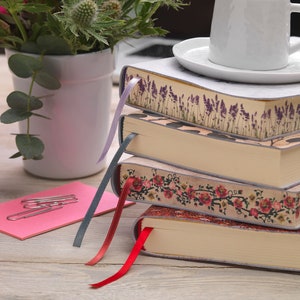 Lavanda (Lavender) Bouquet on Script Italian Leather Journal - Notebook, Diary - Handmade in Italy - Gift for Mom, Sister, Writer , BFF