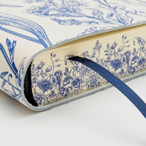 Azzurri (Blu) Fiori Handmade in Italy Soft Italian Leather Journal, Notebook with Tie