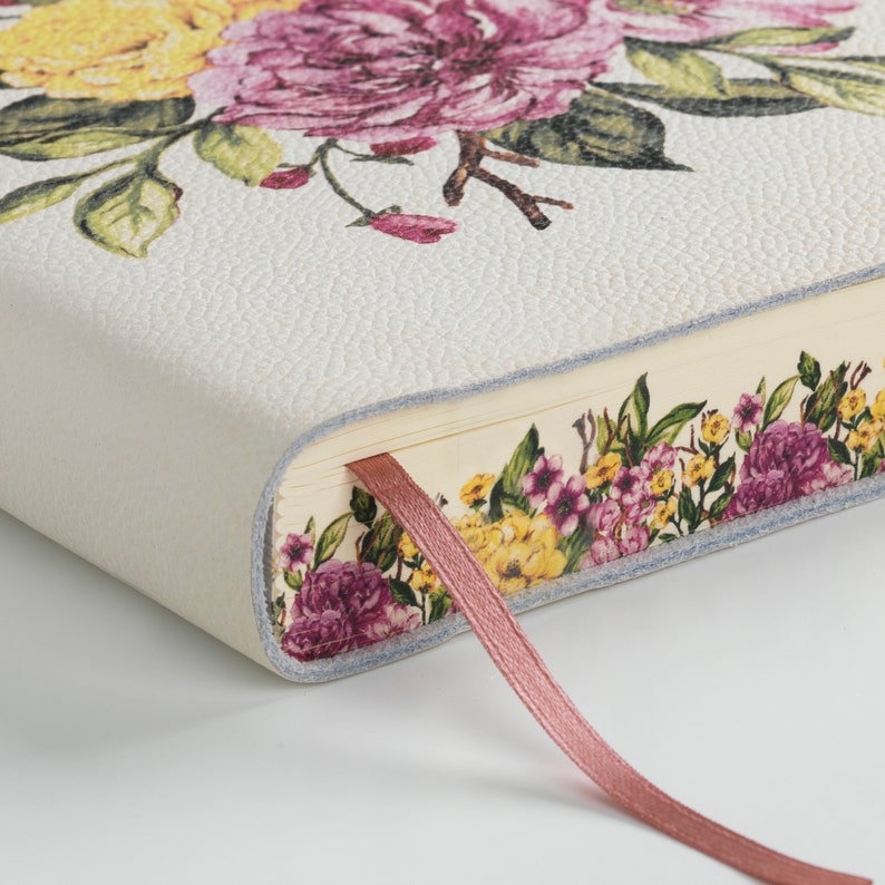 Bella Watercolor Blossom Fiori ad Acquarellò Printed Soft Italian Leather Journal, Notebook Handmade in Italy Gift for Mom, BFF image 1