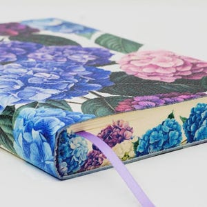 Hydrangea (Ortensia) Handmade in Italy Soft Italian Leather Journal, Notebook