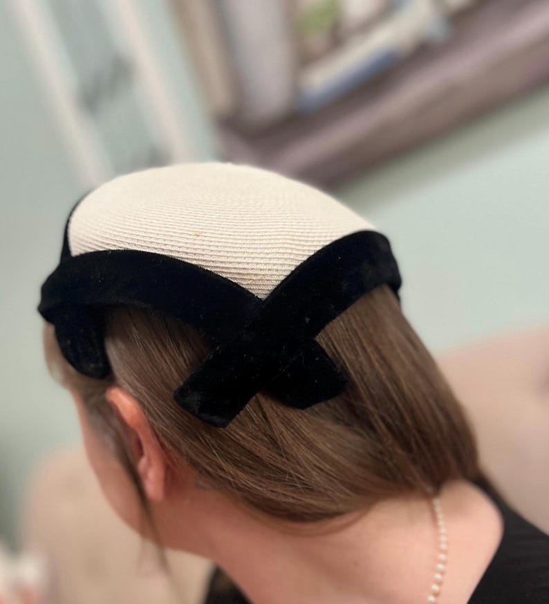 50’s Black Straw Hat with Velvet Band and Hat Pin main image 0