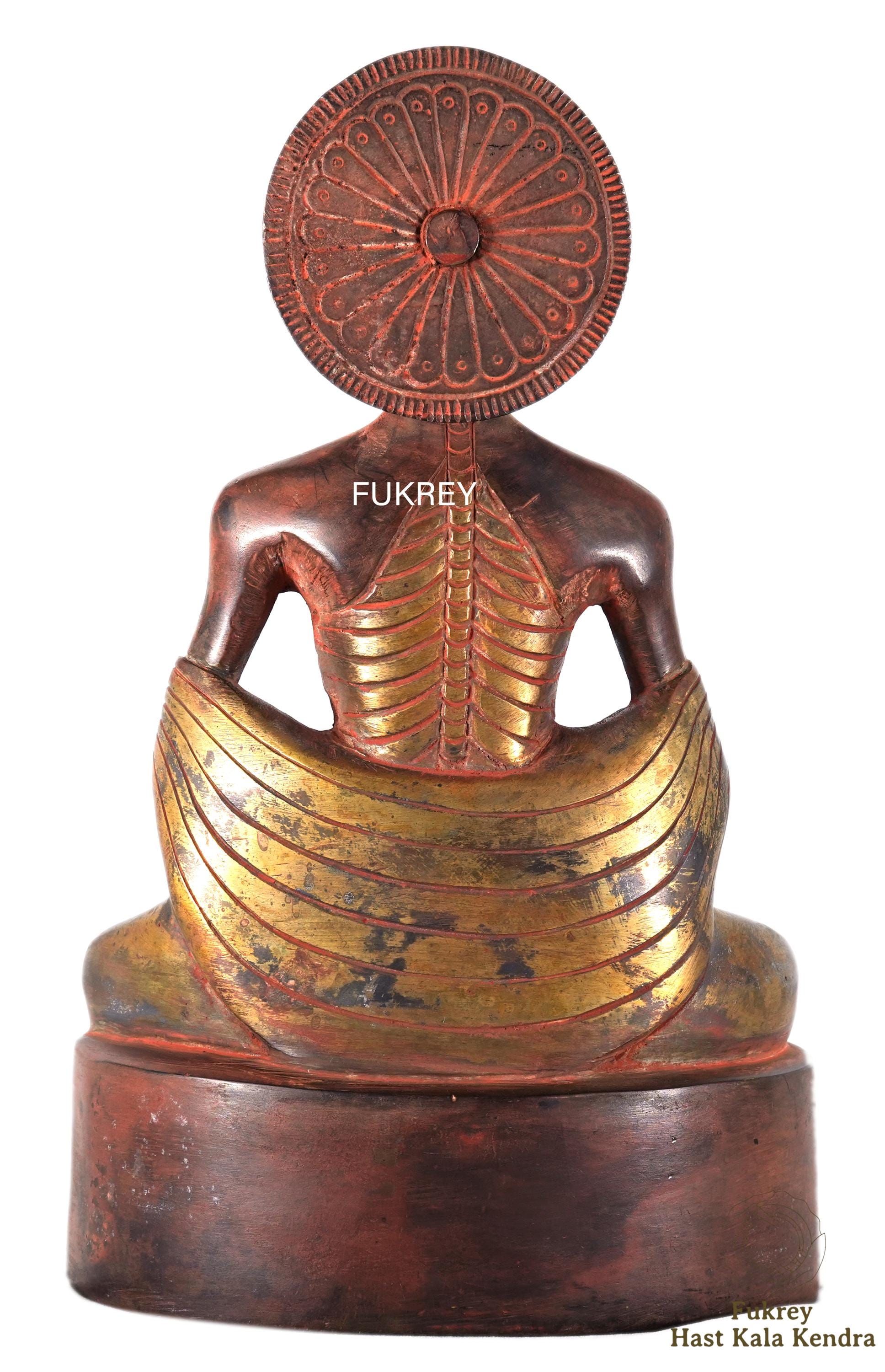 9インチ真鍮製の衰弱した仏像、アンティーク仕上げの仏陀像、座仏