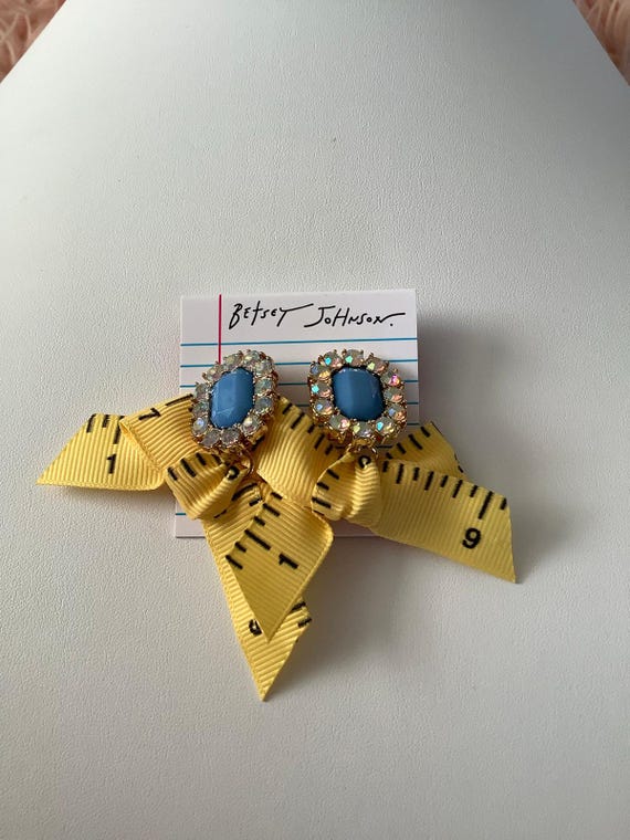 New with tag Betsey Johnson earrings