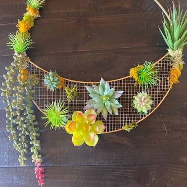 Succulent Wreath, Half moon, Golden Ring Wreath